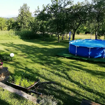 бялата къща / White House ترويان