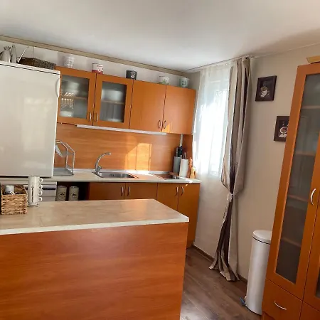 бялата къща / White House بيت للعطل *